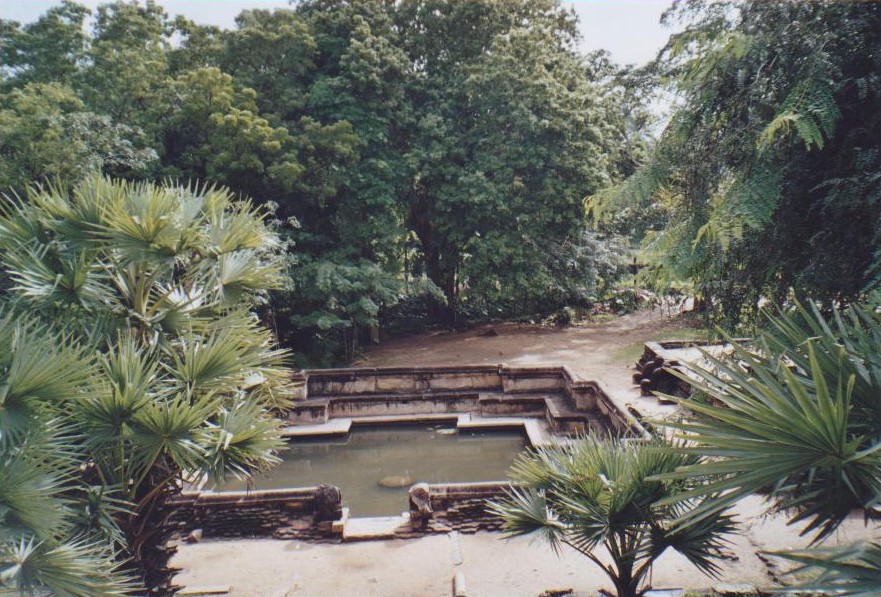Antiker Swimmingpool